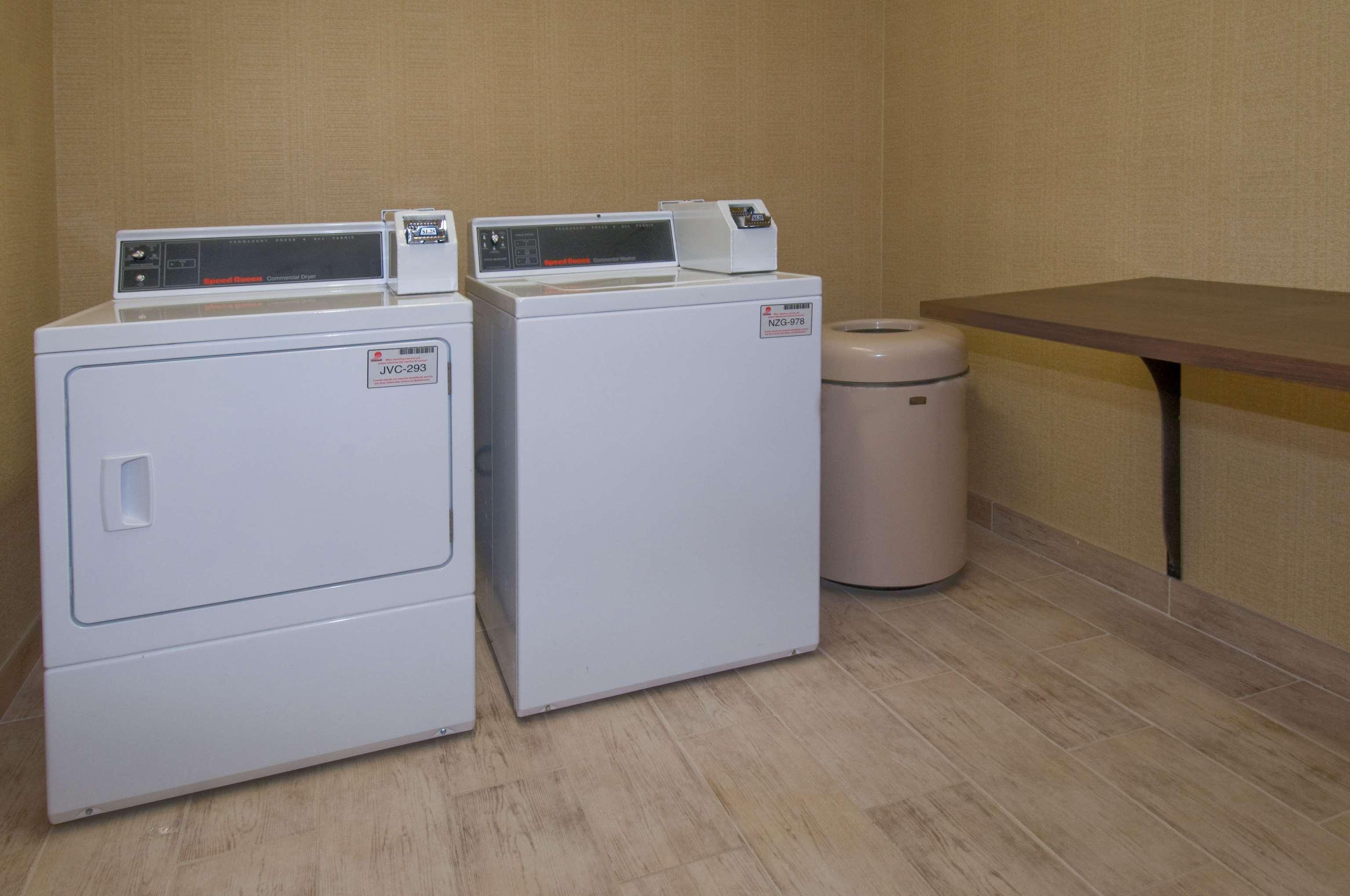 Hampton Inn Pampa Съоръжения снимка